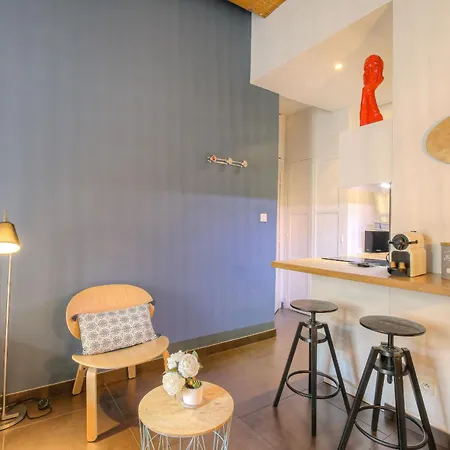 Apartment Dify Ainay